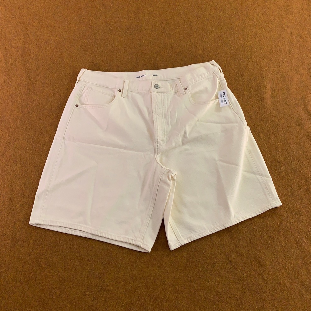 Old Navy Womens 14 White Mid-Rise Baggy Cotton Denim Jean Shorts NWT